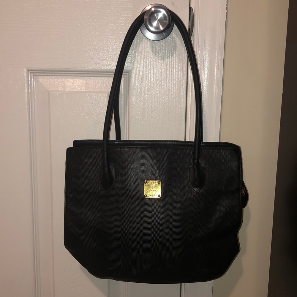 🥰Authentic MUCHEN MCM - Picture 7 of 7